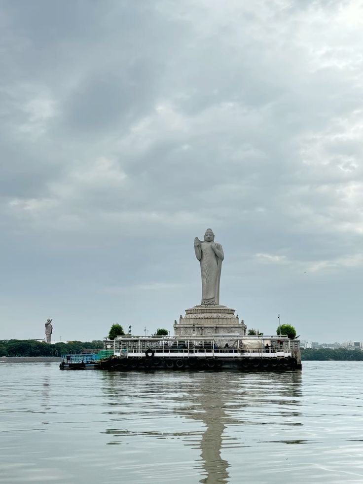 Hussain Sagar